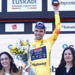 Daniel Martínez a 23 segundos de Schachmann y Almeida en País Vasco